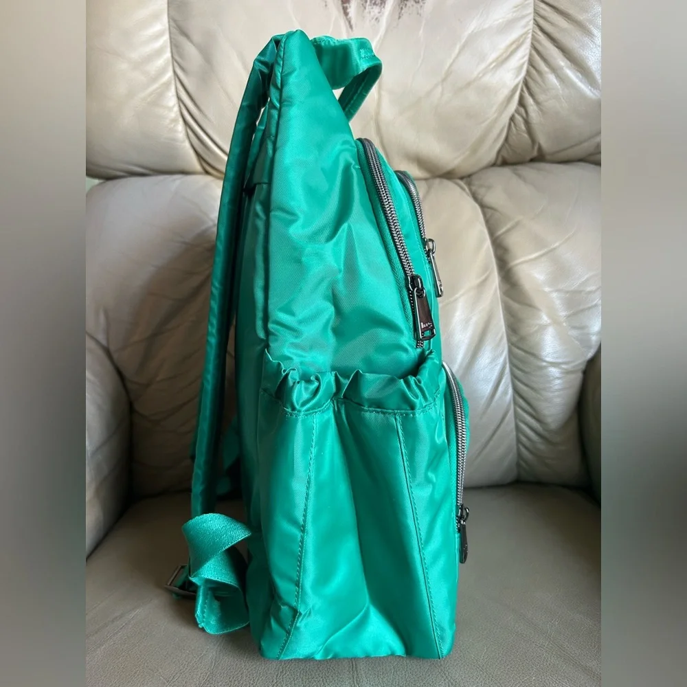 Lug Hatchback SE Backpack Kelly Green NEW - Picture 9 of 12